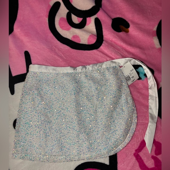 Forever 21 Other - Forever 21 White Sequin Wrap Skirt